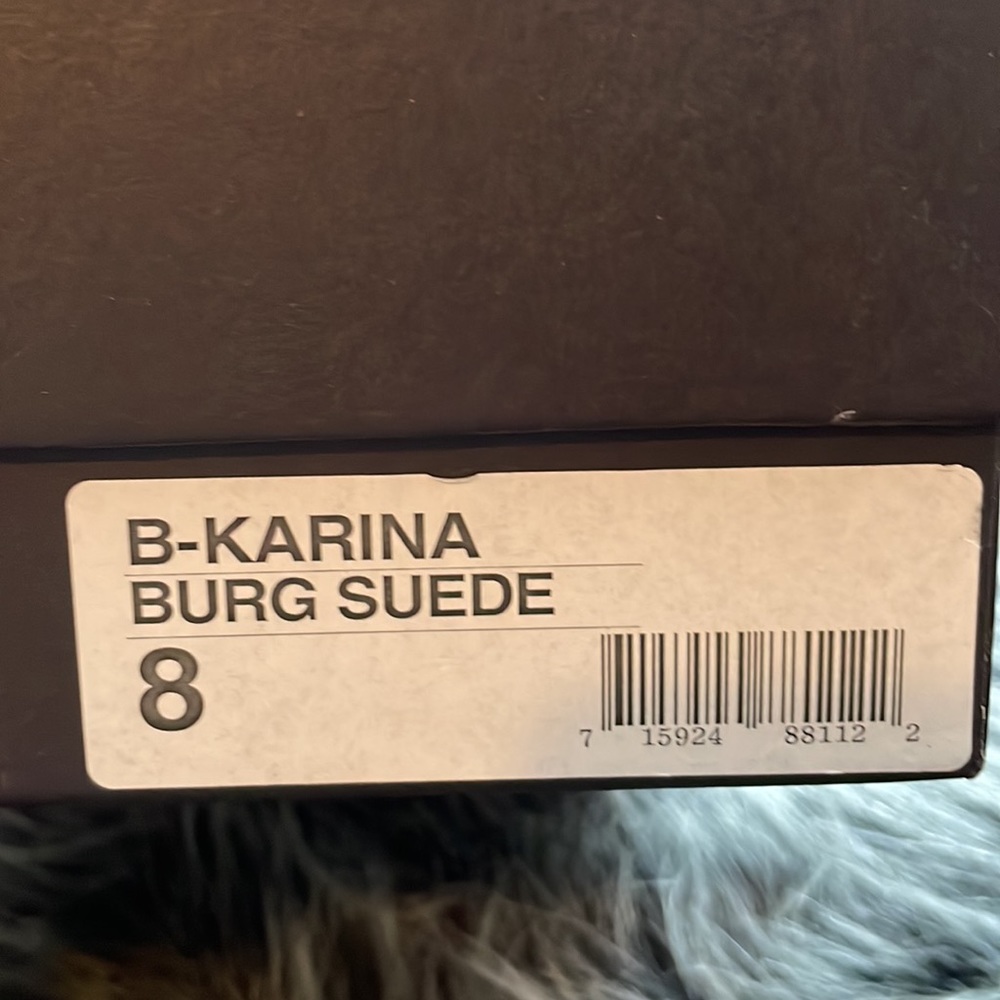 NIB - Suede Pumps - Picture 4 of 6